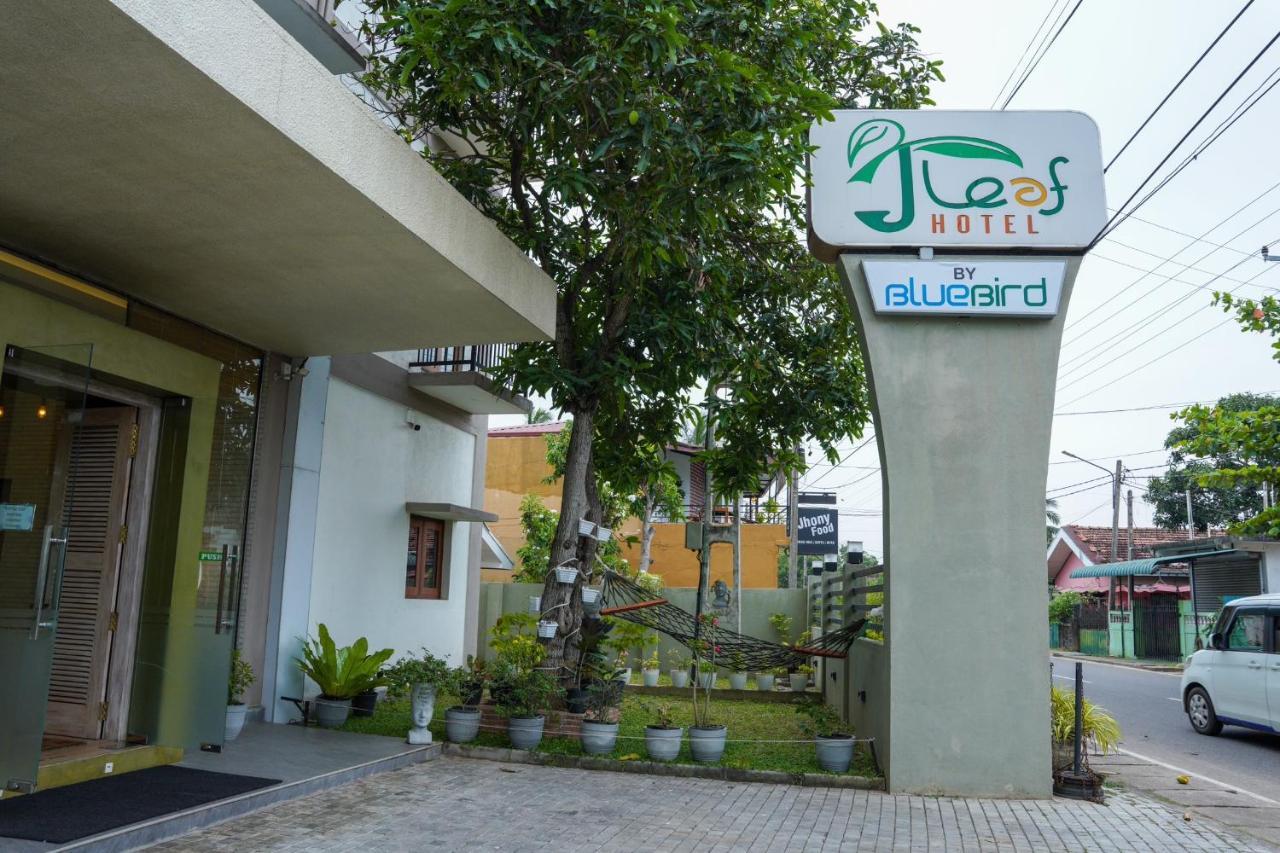 J Leaf Hotel By Blue Bird Negombo Exterior photo